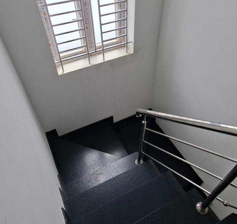 Premium 3 BHK Independent Villa for Sale in Nanjegoundenpudur, Pollachi